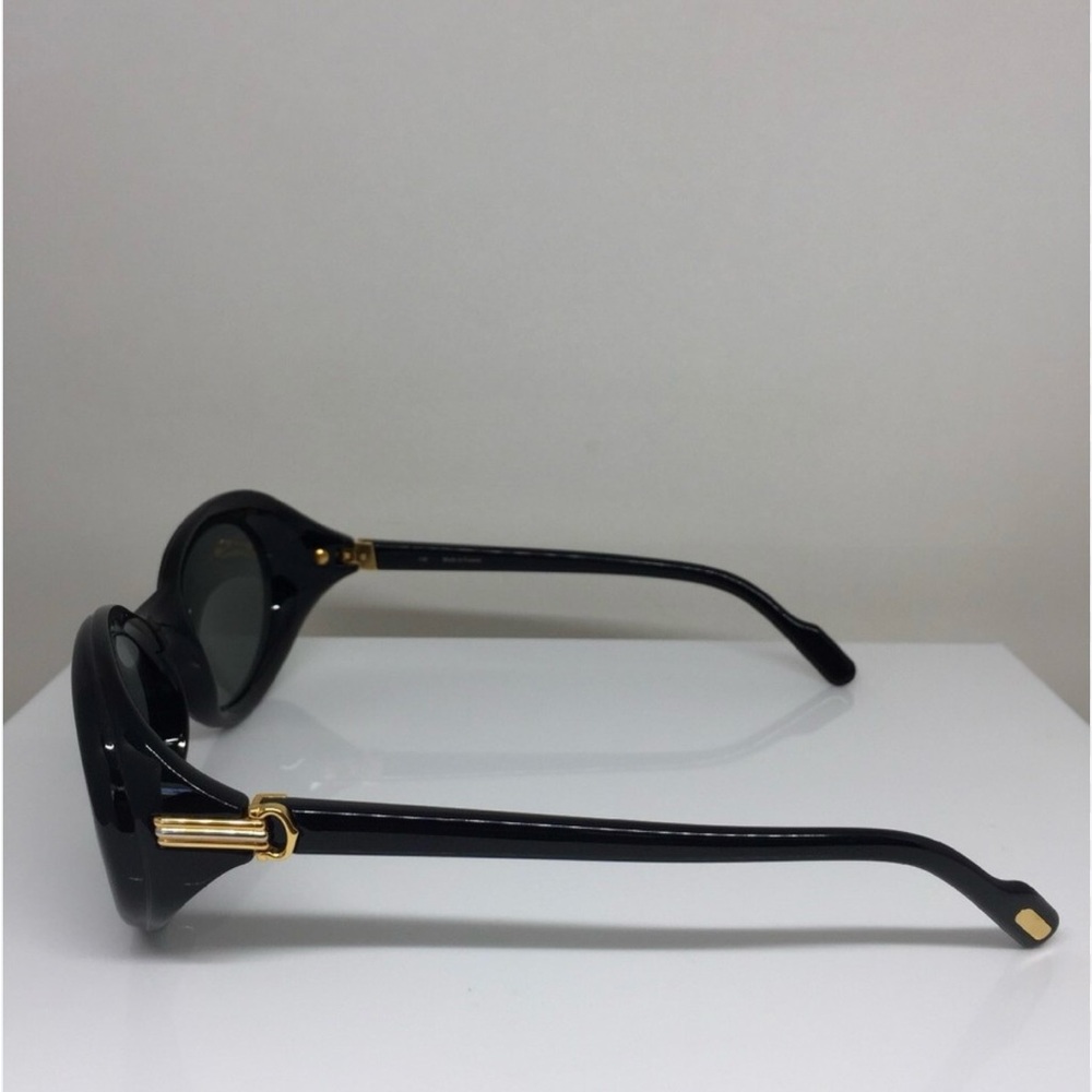 Elegant Black and Gold Sunglasses 
Like New Vintage Cartier Frisson Sunglasses